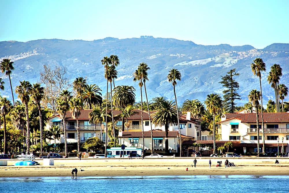 Santa Bárbara al Estilo Californiano: Cultura, Montaña y Maravillas Costeras en 3 Días.