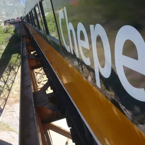 Amanecer en Hotel en Chihuahua - Chepe Regional Turista - Creel