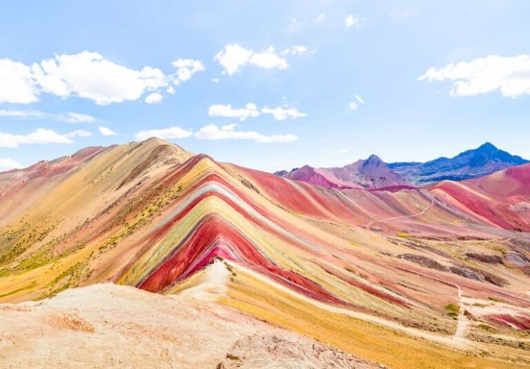 Vinicunca: La Montaña de Colores que tienes que ver al menos una vez en la vida